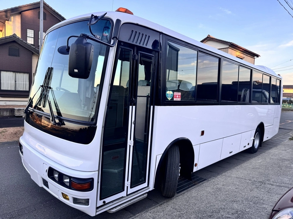 Mitsubishi Fuso Aero Midi MK series - Japanese mid-range bus for Africa