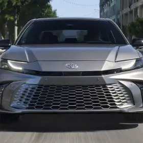Image of 2024 Toyota Camry Hybrid