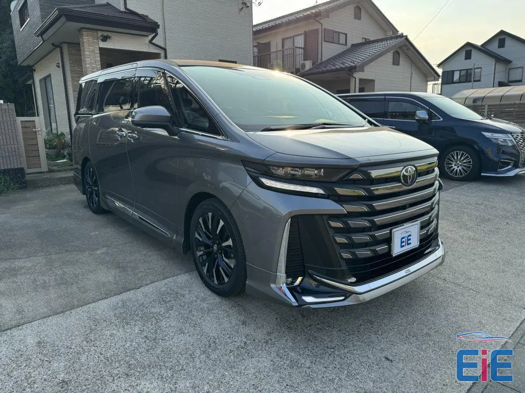 Toyota vellfire &mdash; photograph 1 of 48