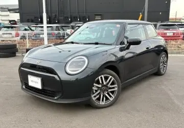 Brand New BMW MINI Cooper