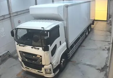 Used Isuzu Giga