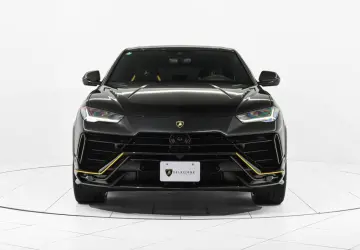 Brand New Lamborghini Urus Performante